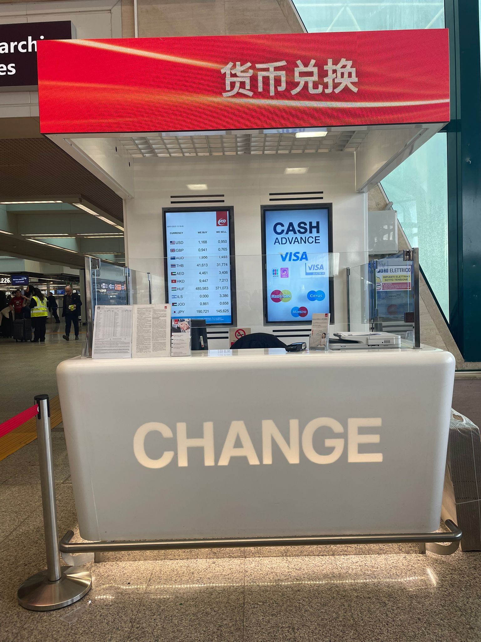 Front view of the agency in the Departures area of ​​Terminal 3